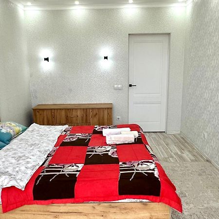 Central Apartment Bishkek Exterior foto