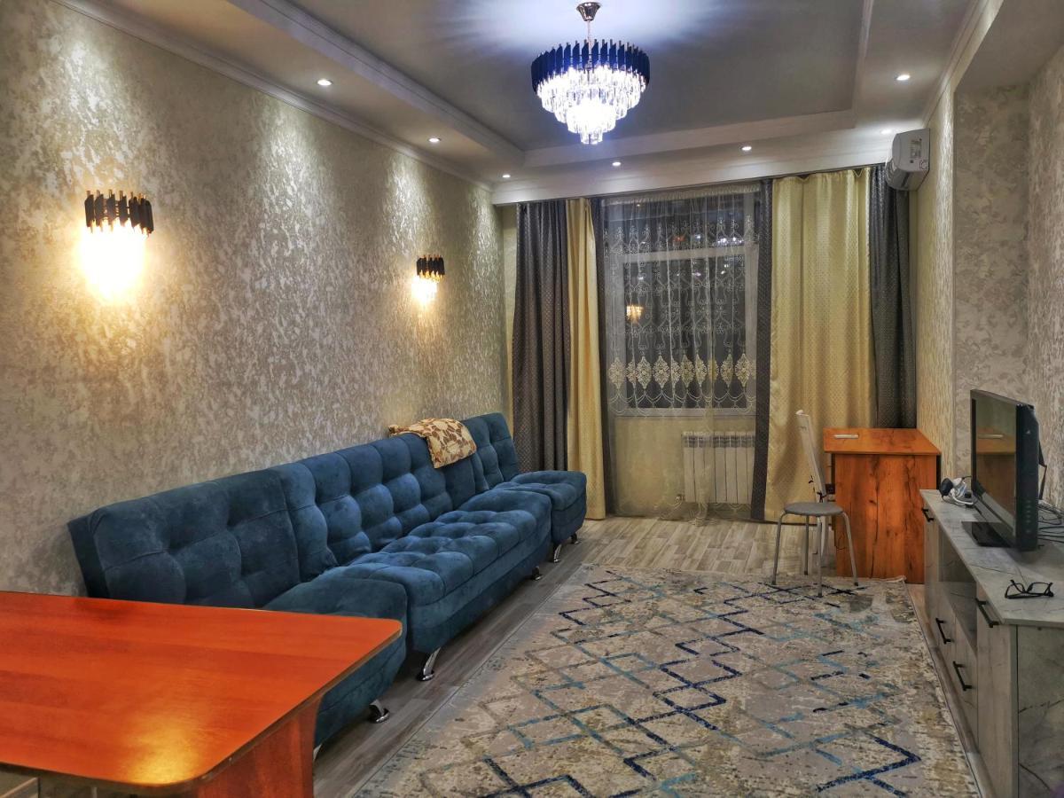 Central Apartment Bishkek Exterior foto