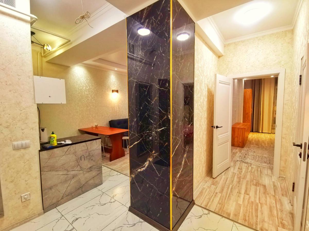 Central Apartment Bishkek Exterior foto